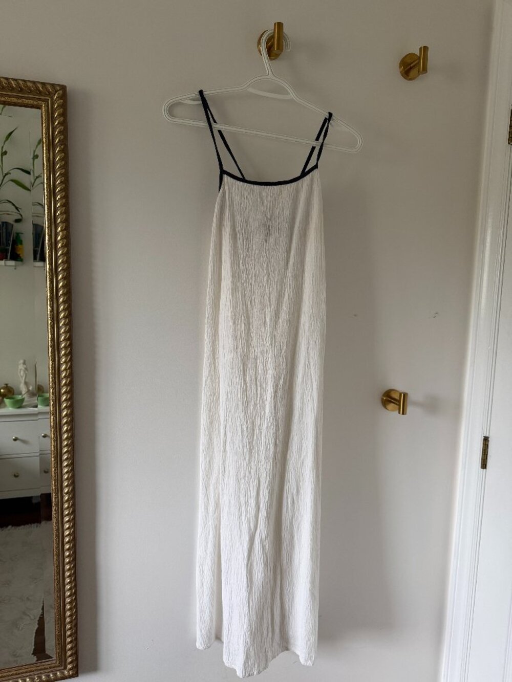 Simons white dress